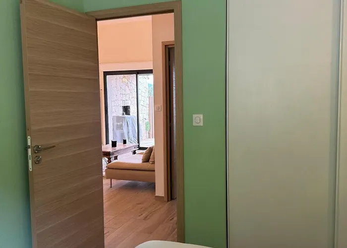 Mini-villa Avec Vue Et Piscine * Olmeto