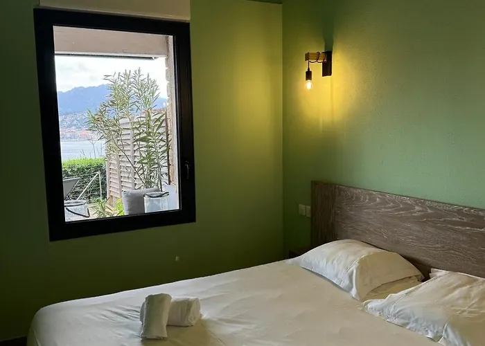 Mini-villa Avec Vue Et Piscine Olmeto (Corsica)