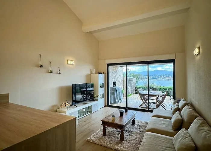 Holiday home Mini-villa Avec Vue Et Piscine